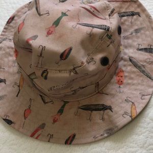 burton fishing hat
